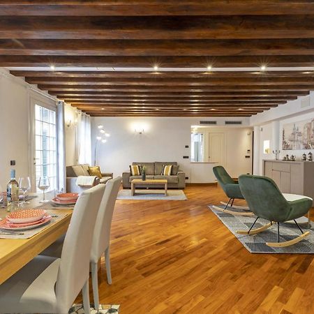 Tolentini Canal View & Terrace By Wonderful Italy Veneţia Exterior foto