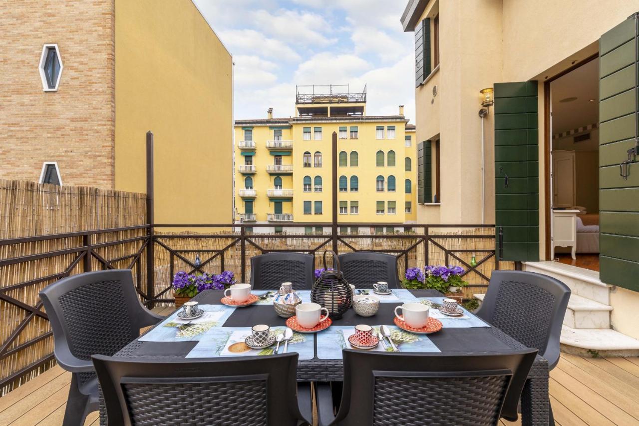 Tolentini Canal View & Terrace By Wonderful Italy Veneţia Exterior foto