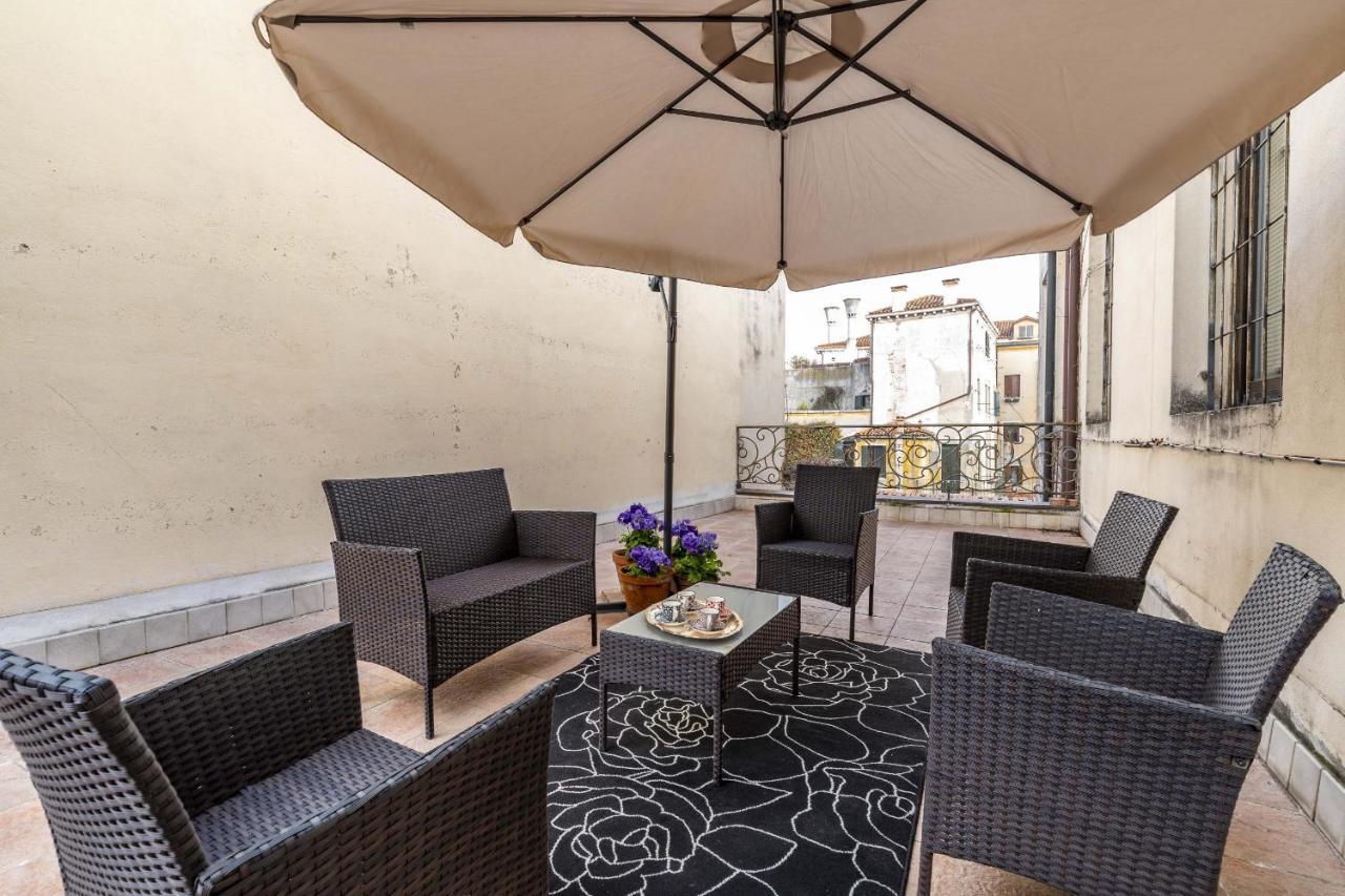 Tolentini Canal View & Terrace By Wonderful Italy Veneţia Exterior foto